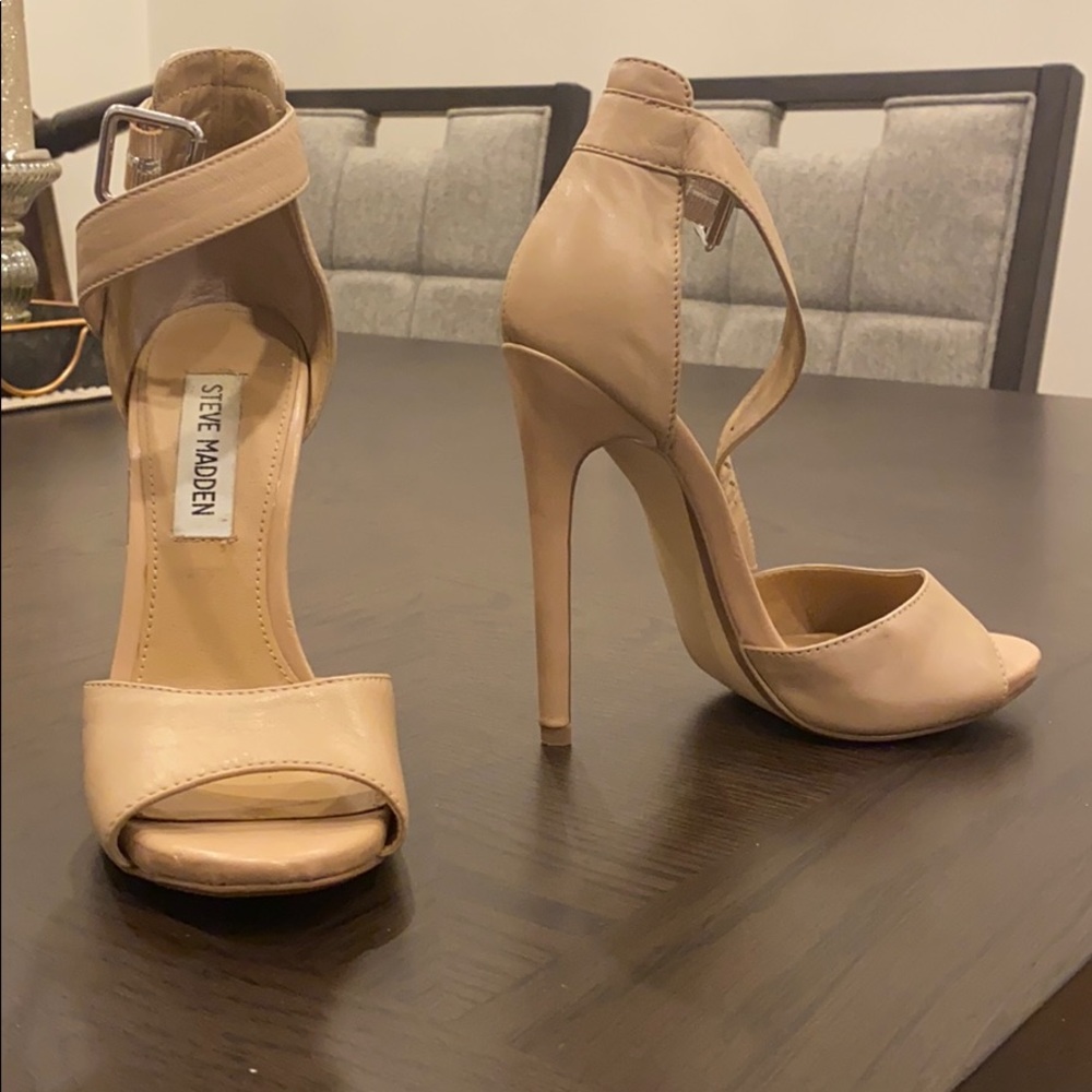 Steve Madden sandals